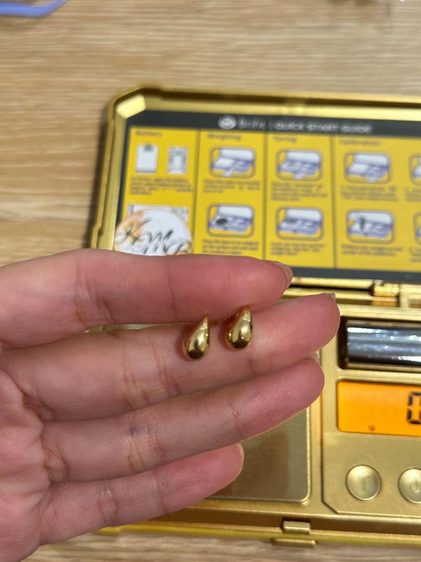 18k Teardrop