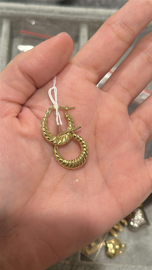 18k Gold Earrings