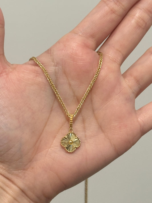 18k VCA necklace