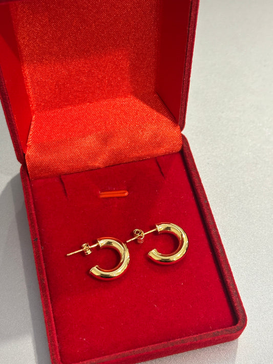18k Gold Loop Stud Earrings