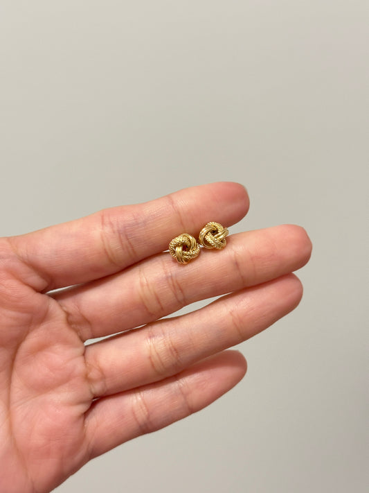 18k Gold