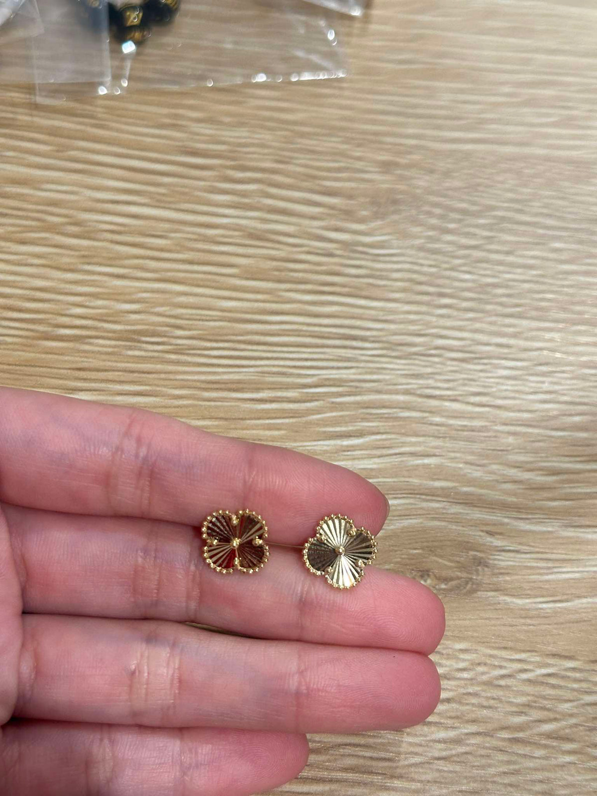 18k Gold VCA