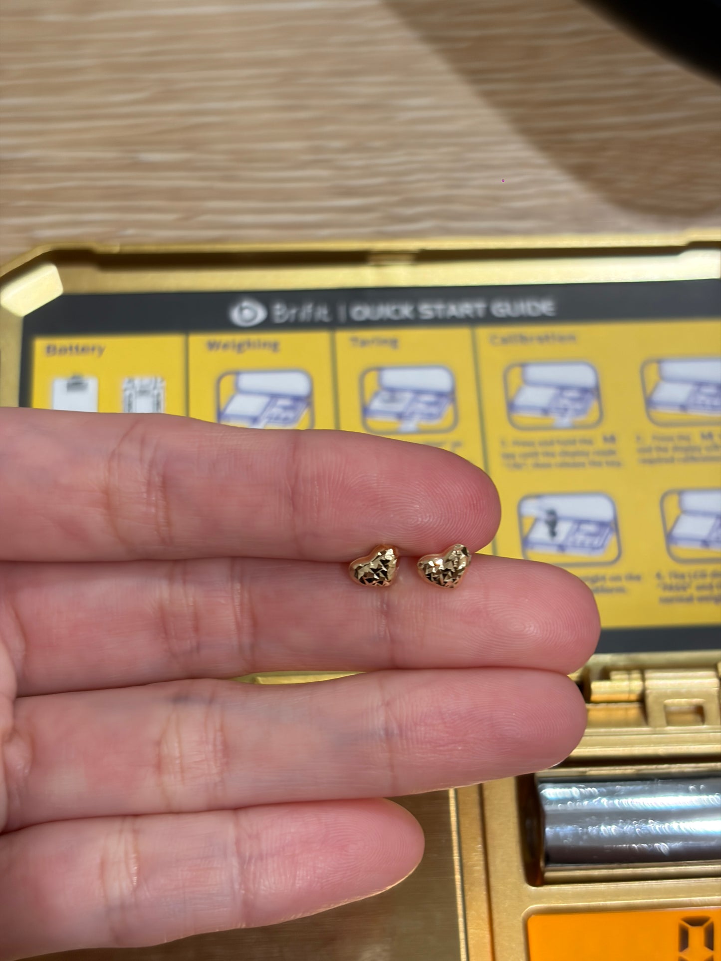 18k Heart Earrings