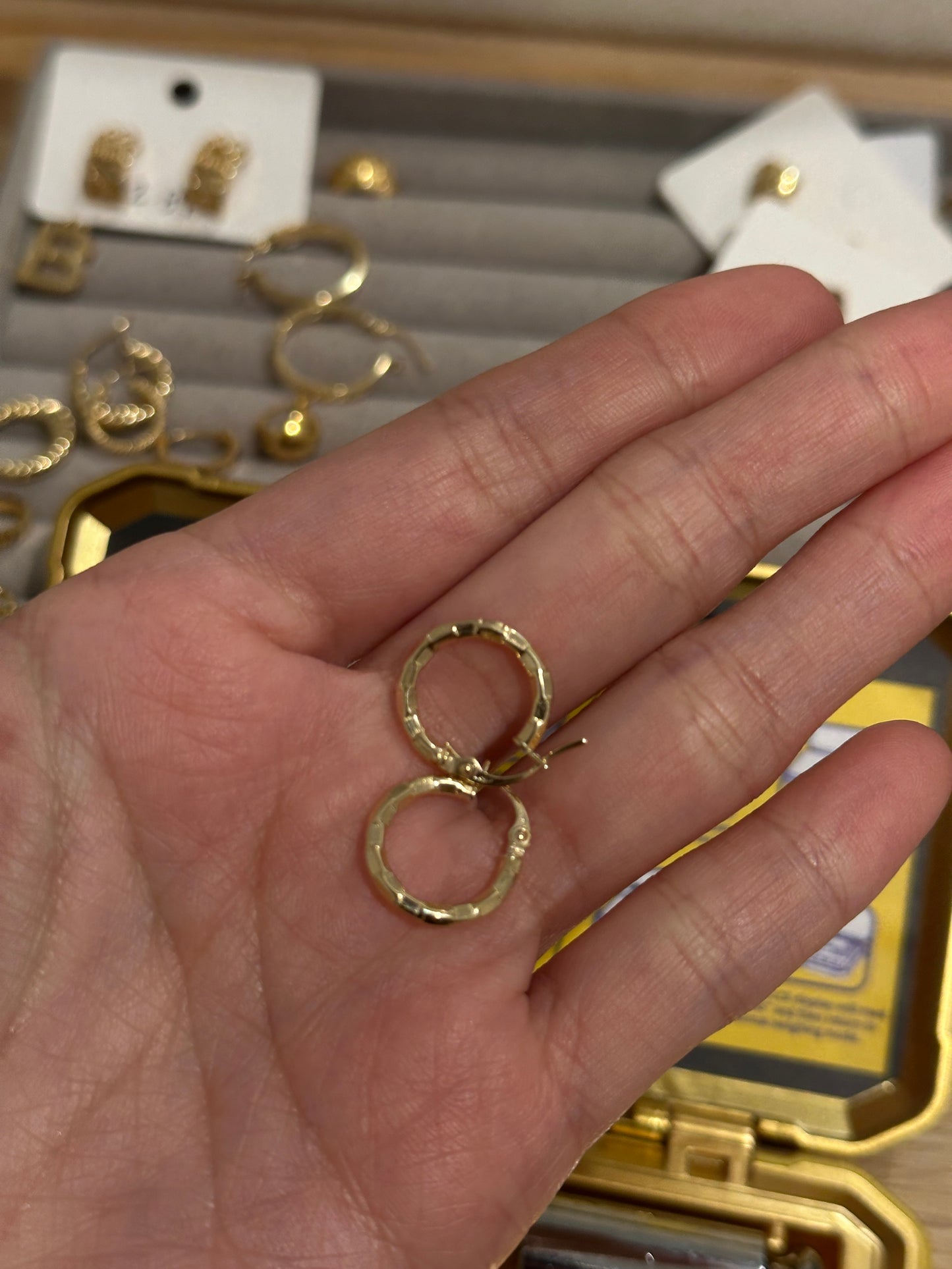 18k Loop Earrings